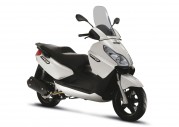 Piaggio X7 300